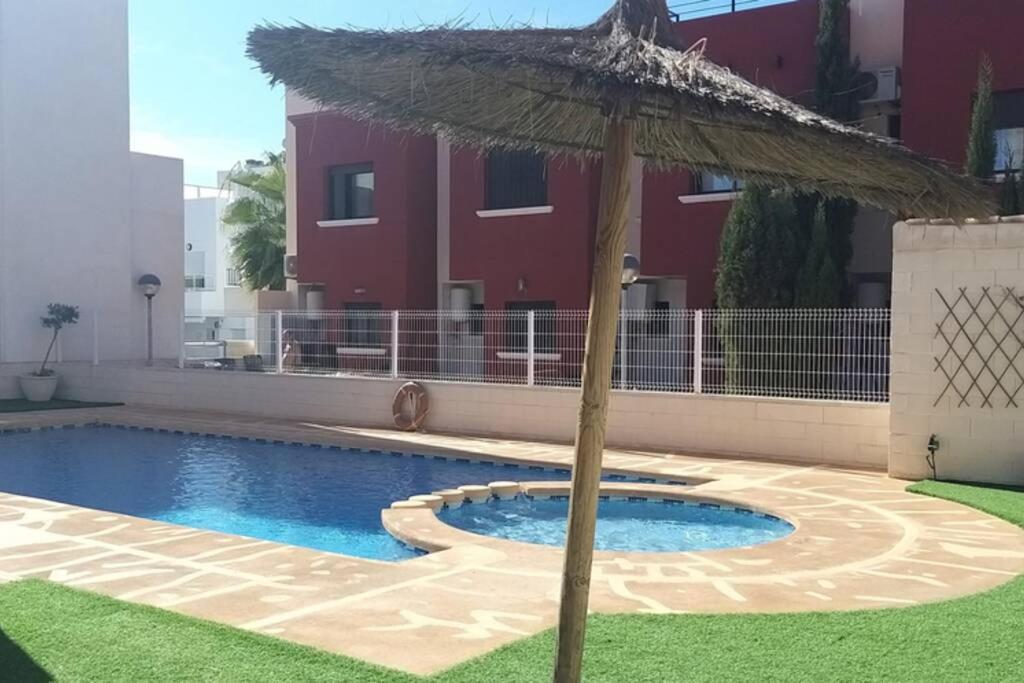 Modern Townhouse In Torrevieja, Costa Blanca Appartement Buitenkant foto