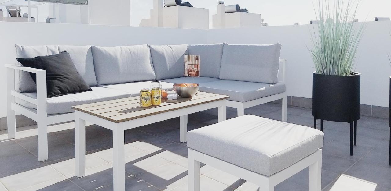 Modern Townhouse In Torrevieja, Costa Blanca Appartement Buitenkant foto